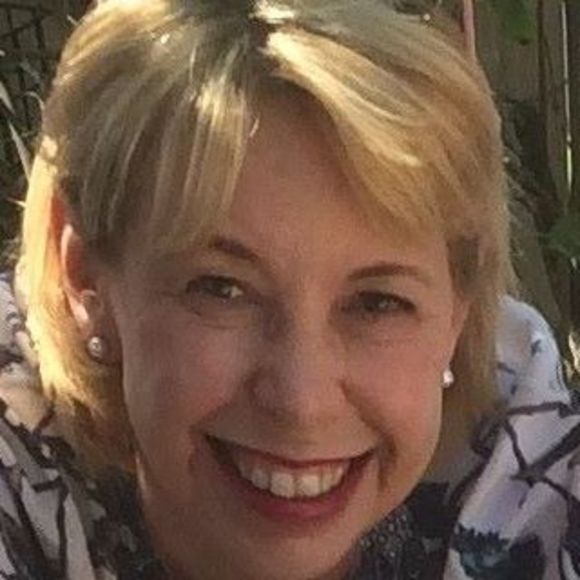 Meet your Posher, Lisa - Picture 1 of 1